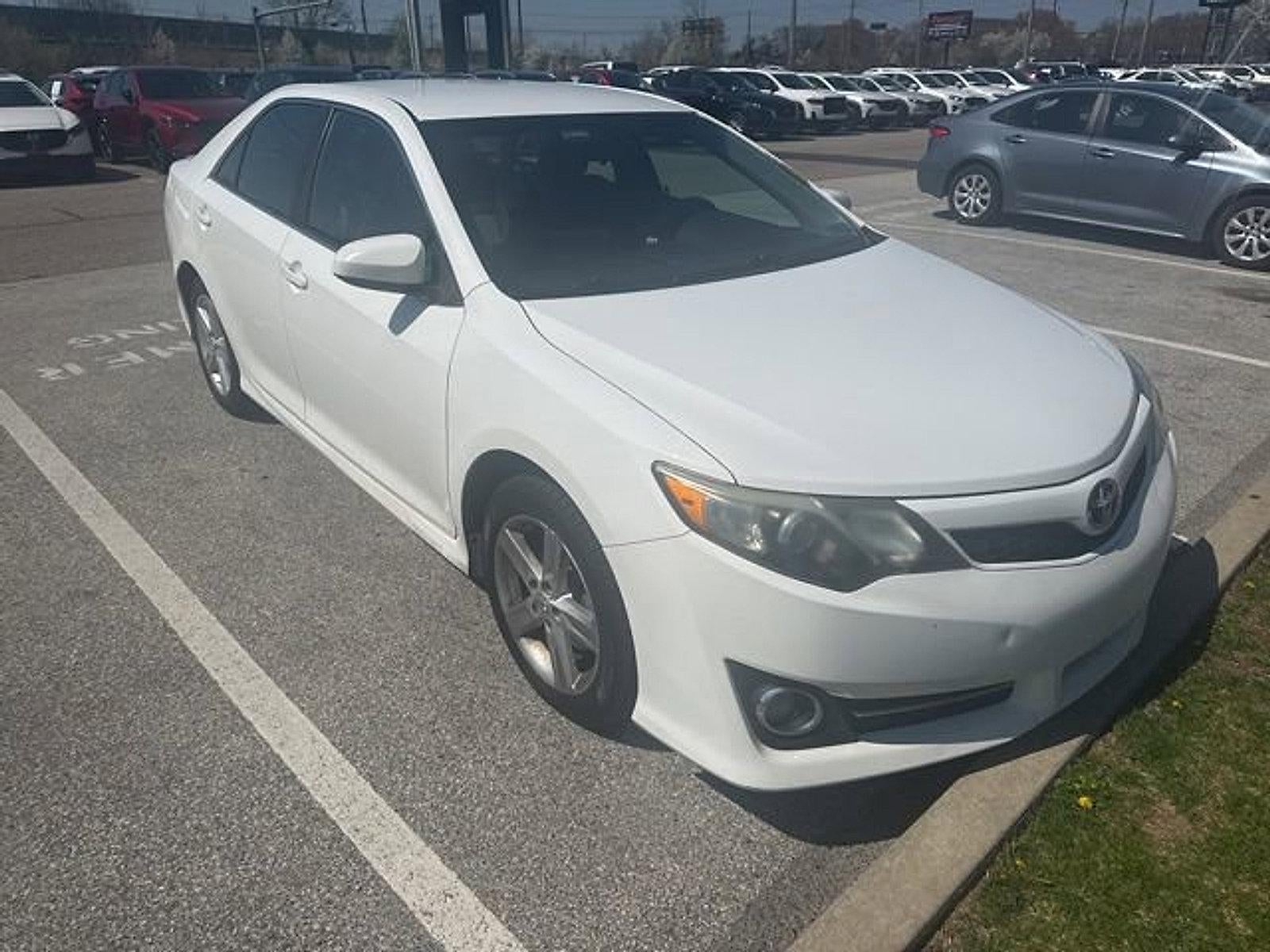 2014 Toyota Camry 4dr Sdn I4 Auto L (Natl) *Ltd Avail*