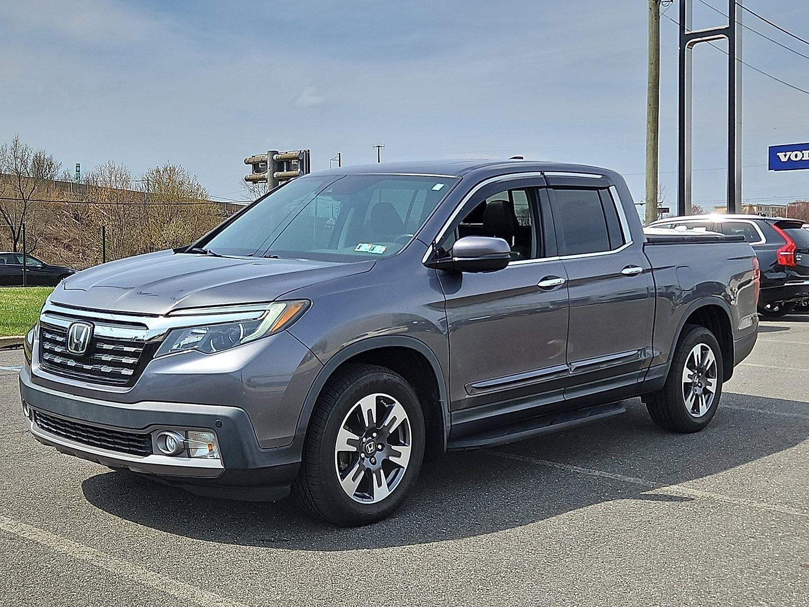 2017 Honda Ridgeline RTL-E 4x4 Crew Cab 5.3' Bed