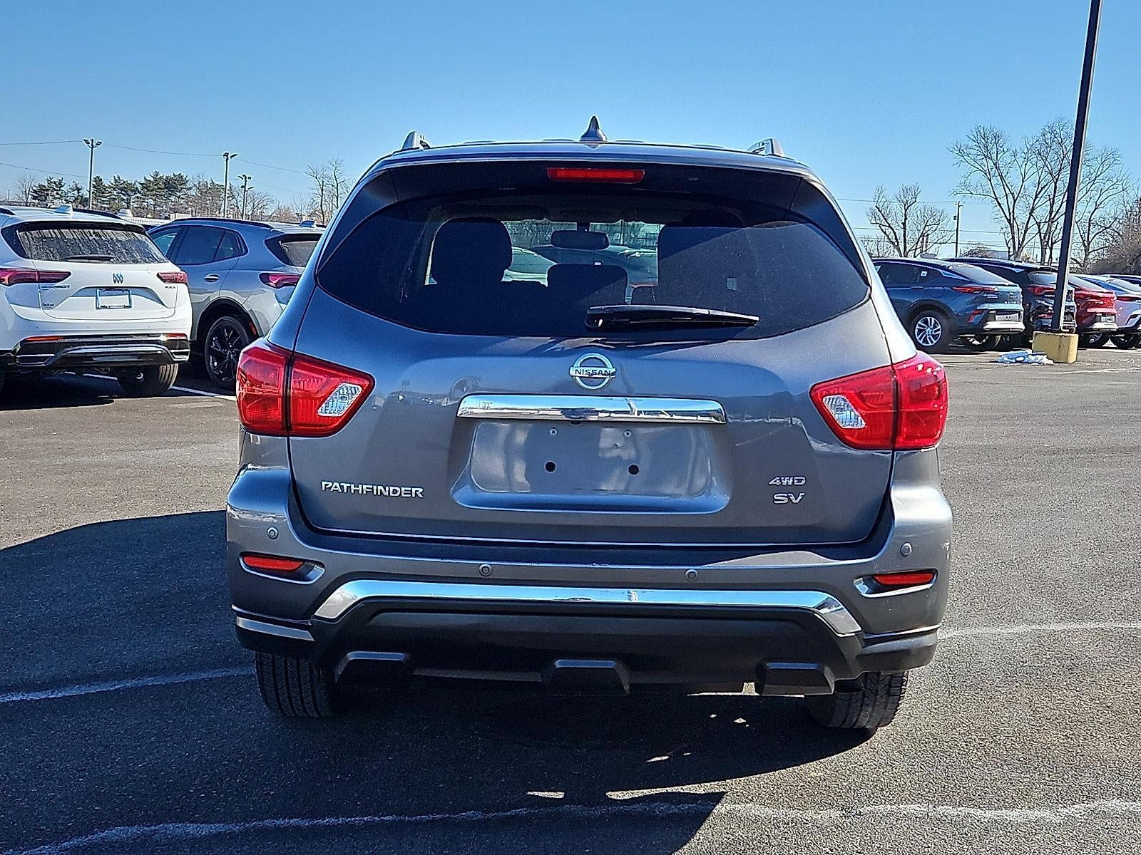 2019 Nissan Pathfinder 4x4 SV