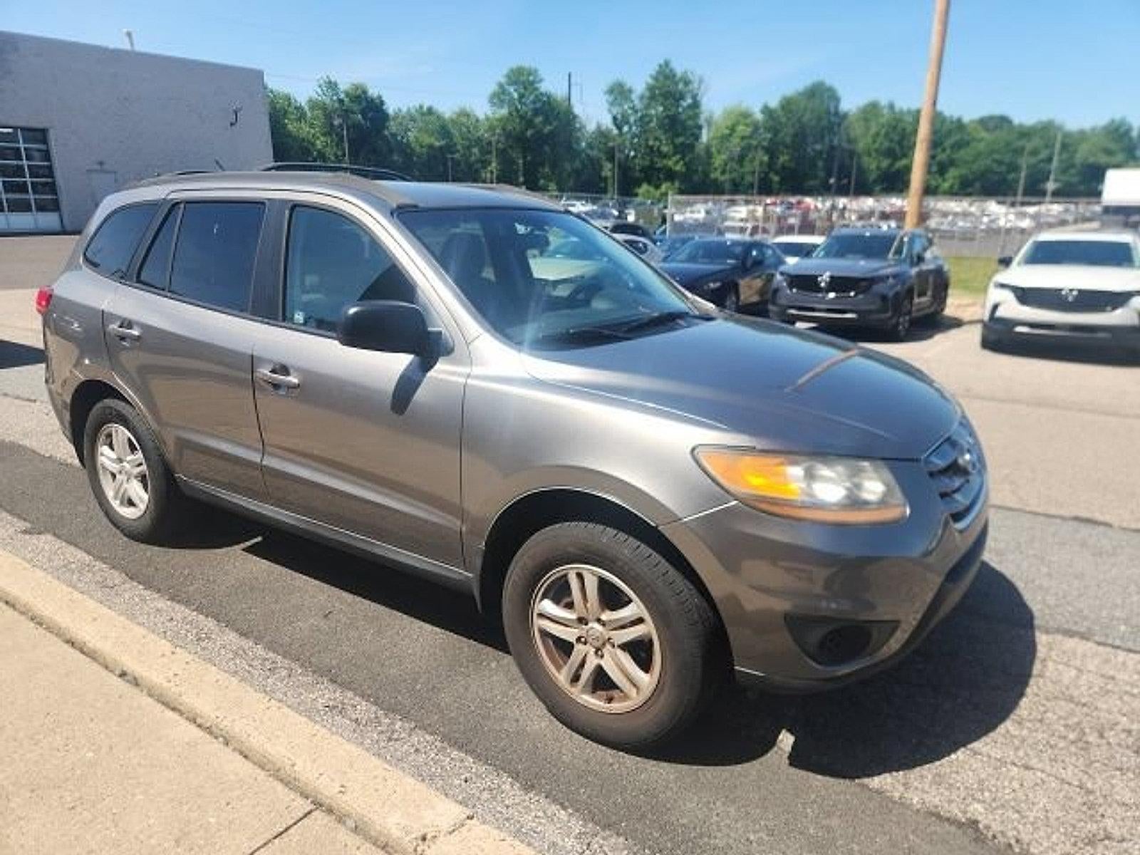 2011 Hyundai SANTA FE FWD 4Dr I4 Auto GLS