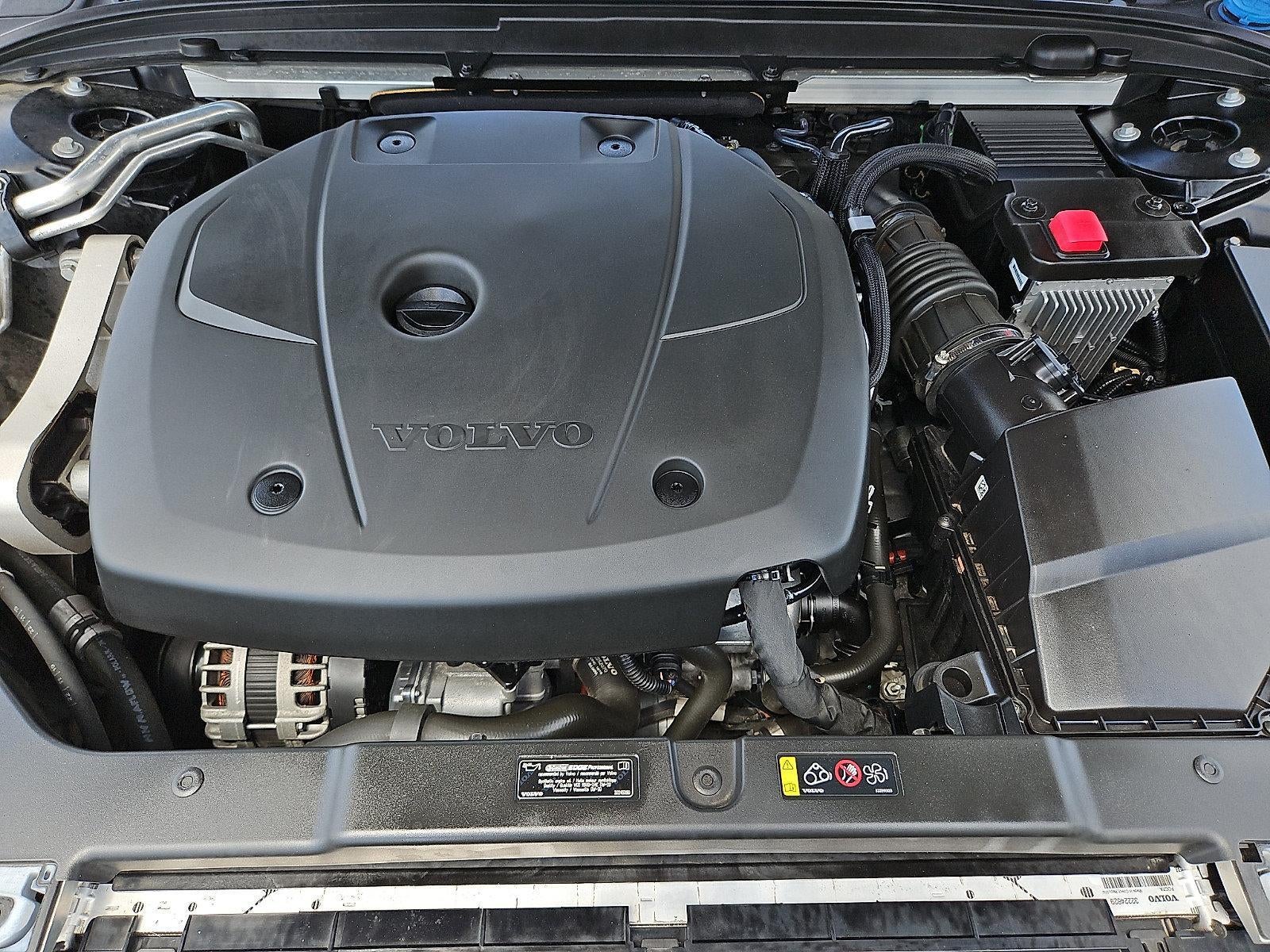 2020 Volvo S60 T6 AWD Momentum