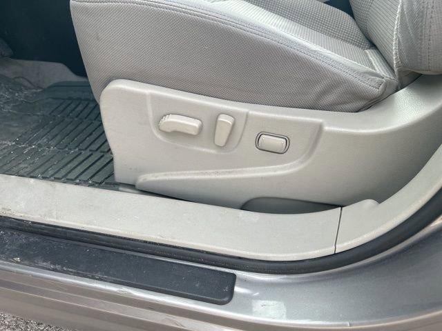 2013 Nissan Rogue AWD 4dr SV