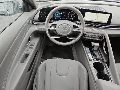 2024 Hyundai ELANTRA SEL IVT
