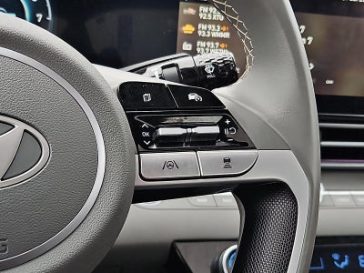 2024 Hyundai ELANTRA SEL IVT