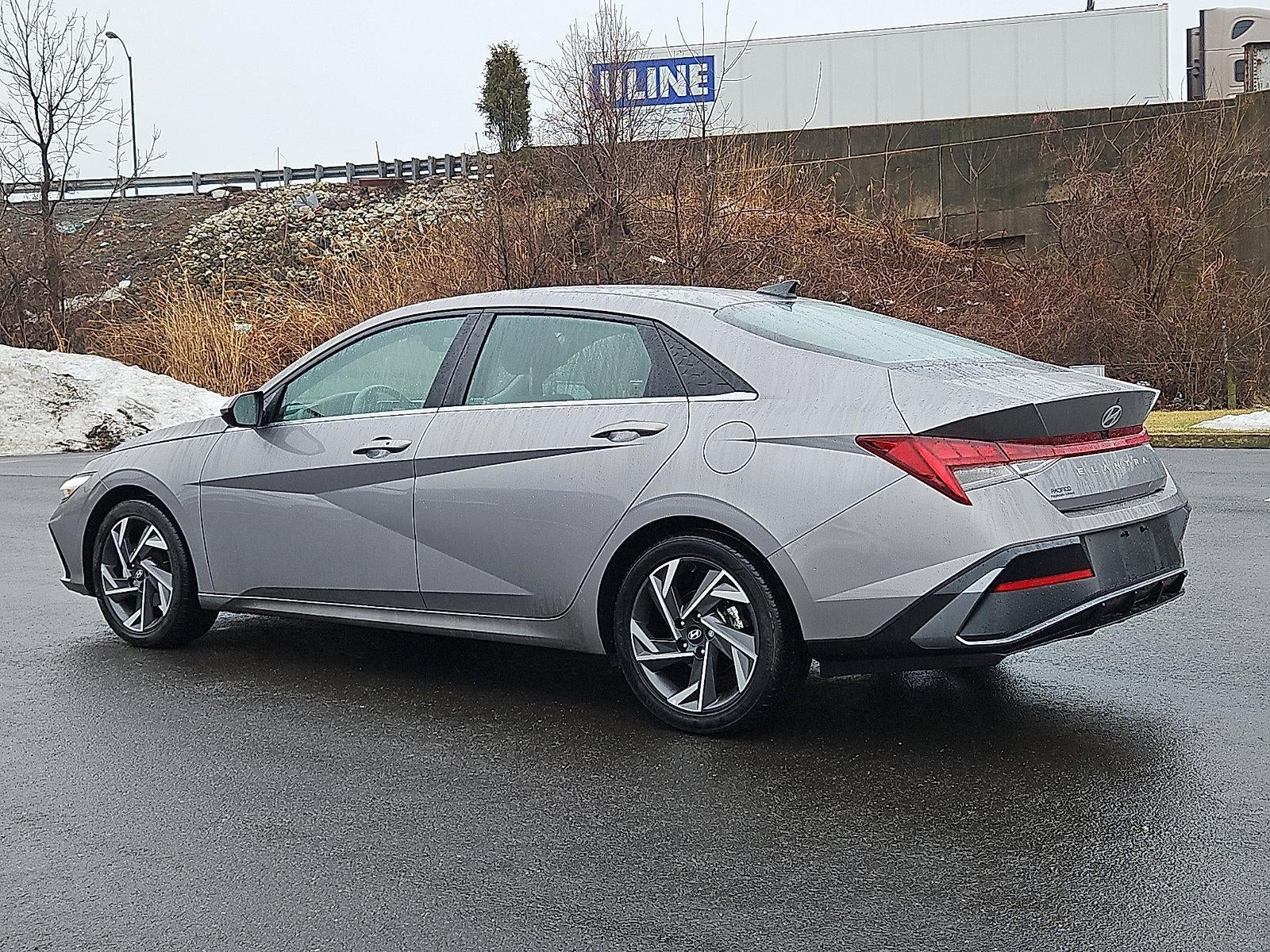 2024 Hyundai ELANTRA SEL IVT