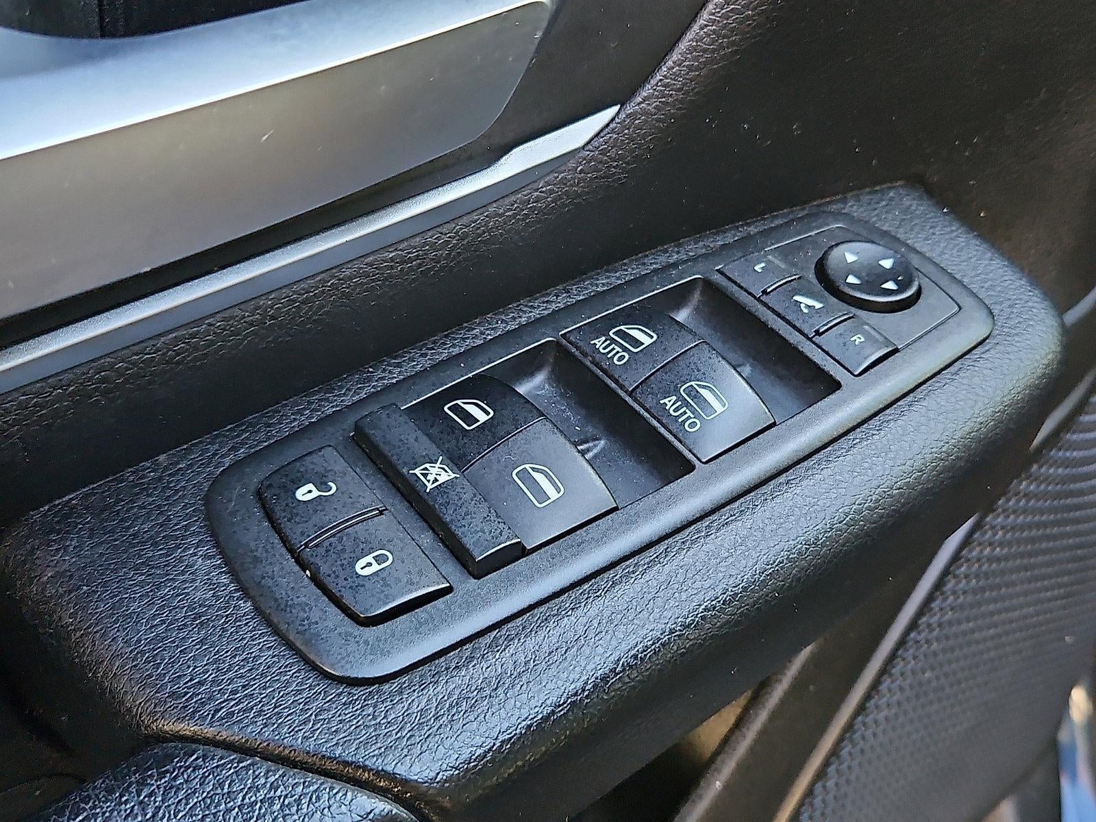 2019 RAM 1500 Big Horn/Lone Star 4x4 Crew Cab 5'7" Box