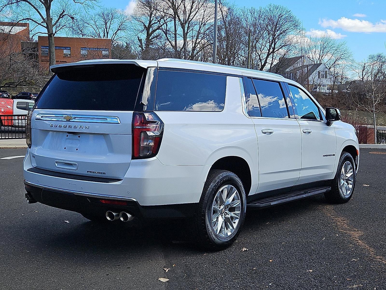 2024 Chevrolet Suburban 4WD Premier