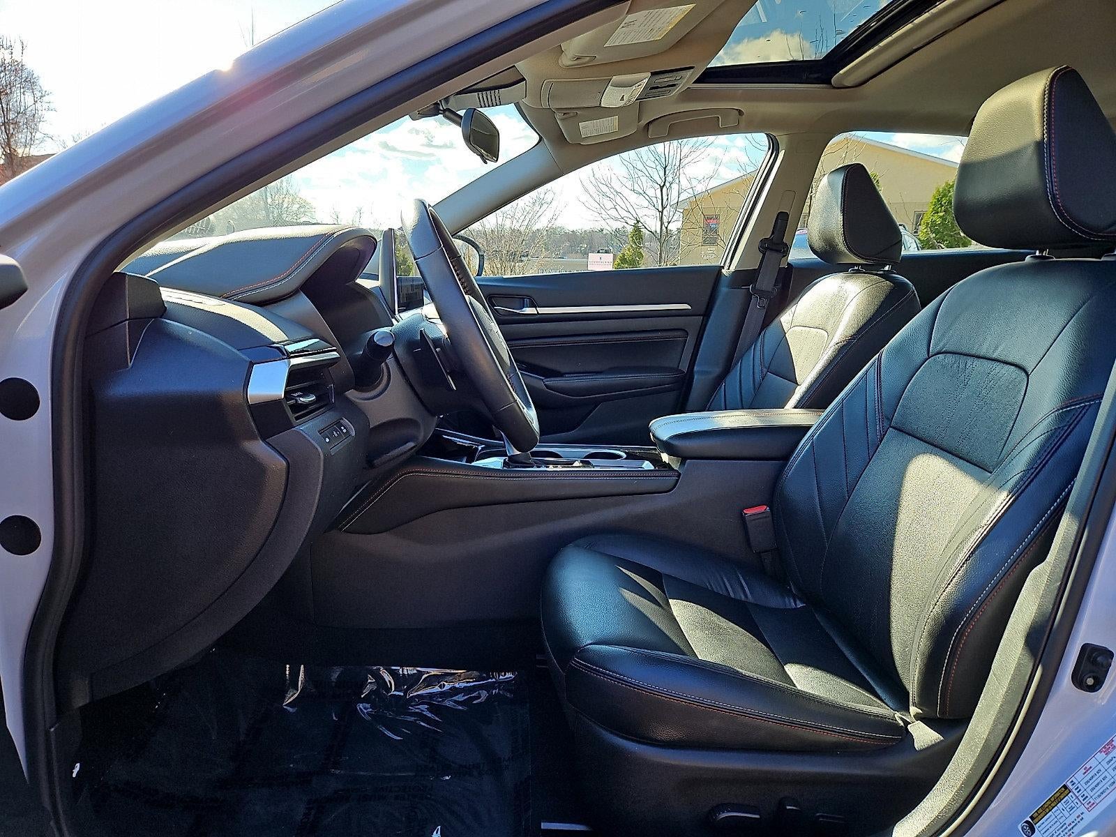 2023 Nissan Altima SR