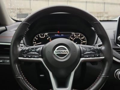 2022 Nissan Altima SR