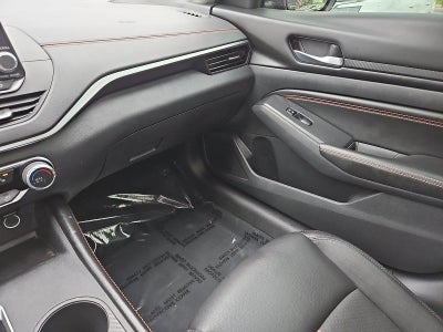 2022 Nissan Altima SR
