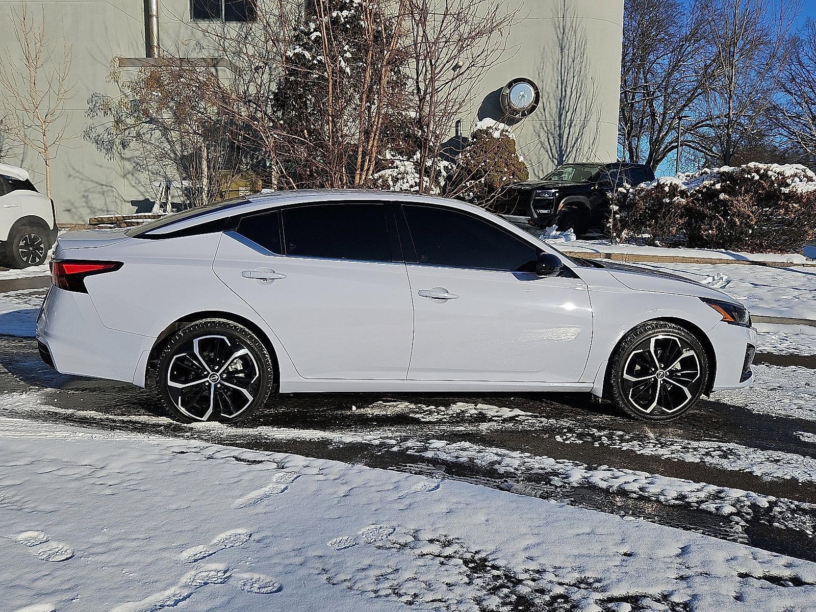 2024 Nissan Altima SR