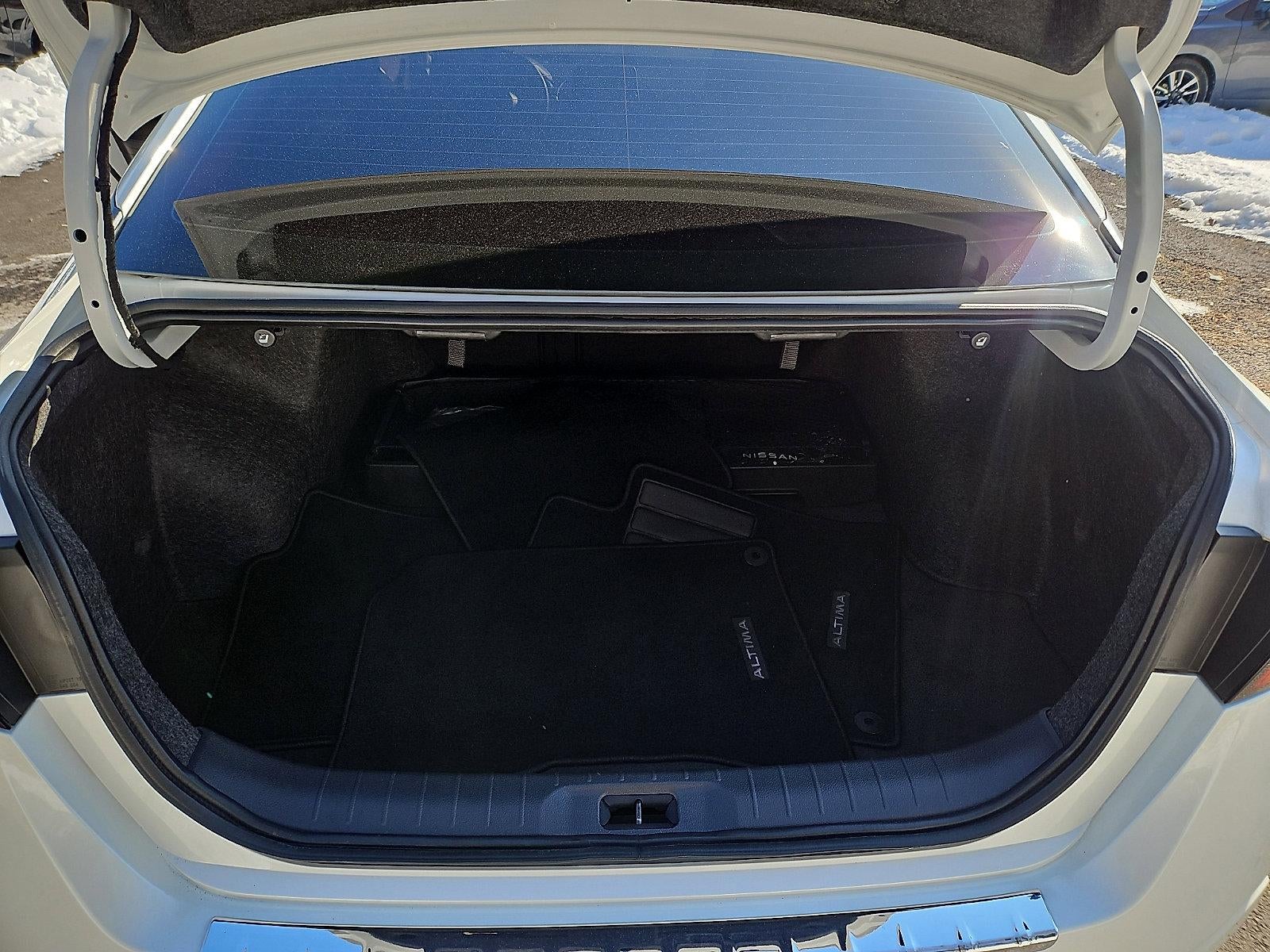 2023 Nissan Altima SV