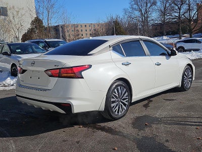 2023 Nissan Altima SV