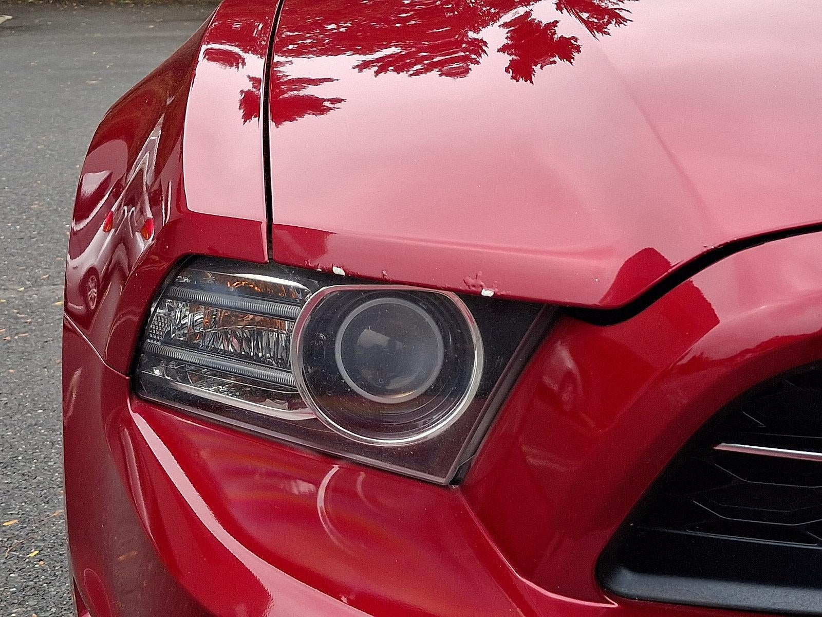 2014 Ford Mustang 2dr Cpe V6