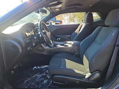 2016 Dodge Challenger 2dr Cpe SXT