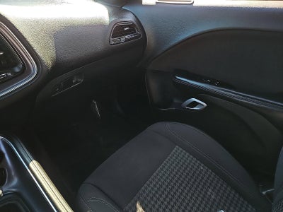 2016 Dodge Challenger 2dr Cpe SXT