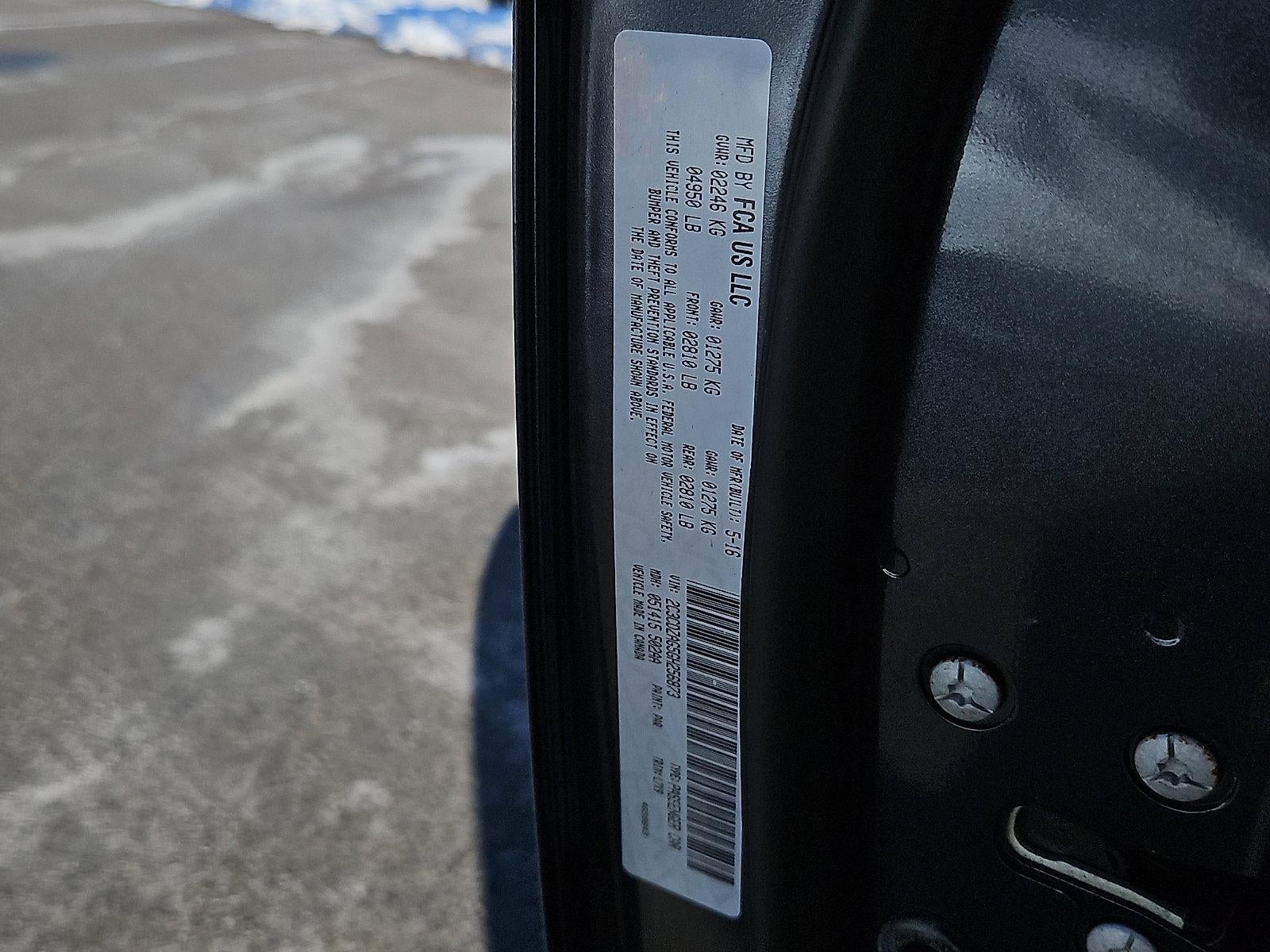 2016 Dodge Challenger 2dr Cpe SXT