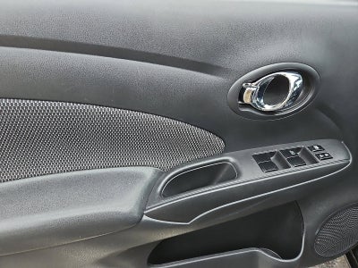 2014 Nissan Versa 4dr Sdn CVT 1.6 SV