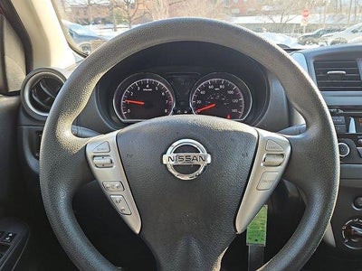 2015 Nissan Versa 4dr Sdn CVT 1.6 SV