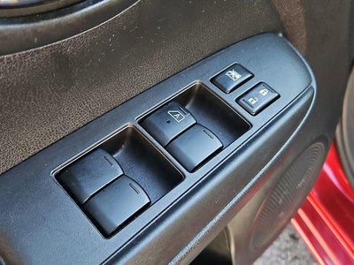 2015 Nissan Versa 4dr Sdn CVT 1.6 SV