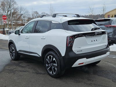 2025 Nissan Kicks SV