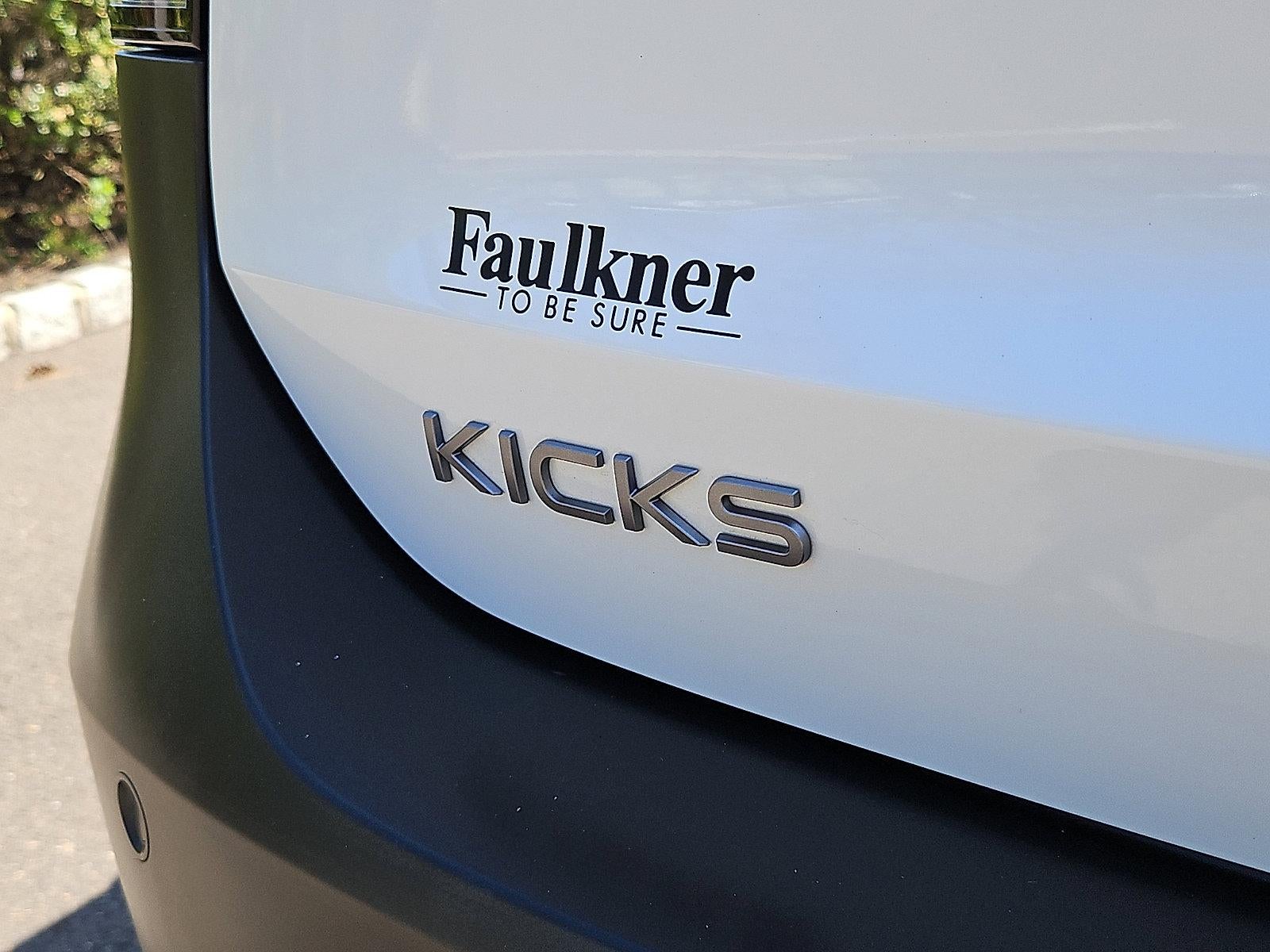 2025 Nissan Kicks SR