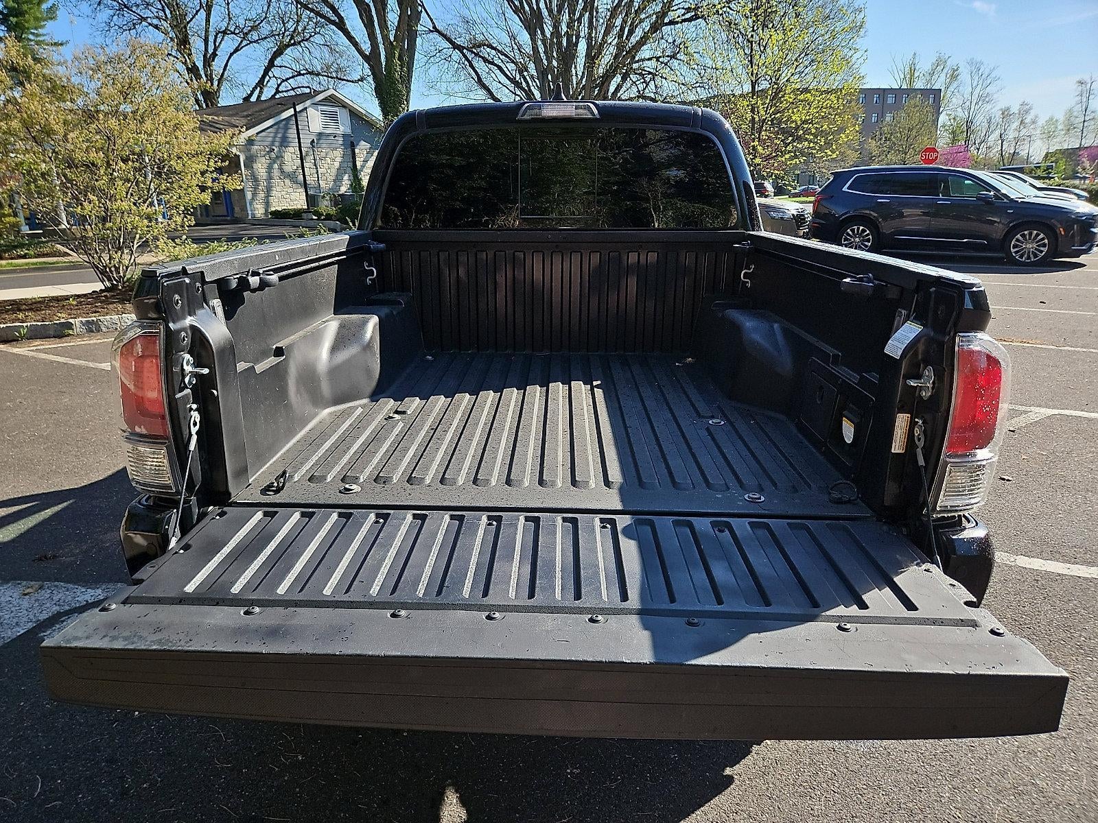 2023 Toyota Tacoma 4WD 4WD TRD Off Road Double Cab 5' Bed V6 AT (Natl)