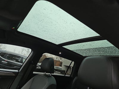 2022 Volkswagen Tiguan 2.0T SE R-Line Black 4MOTION