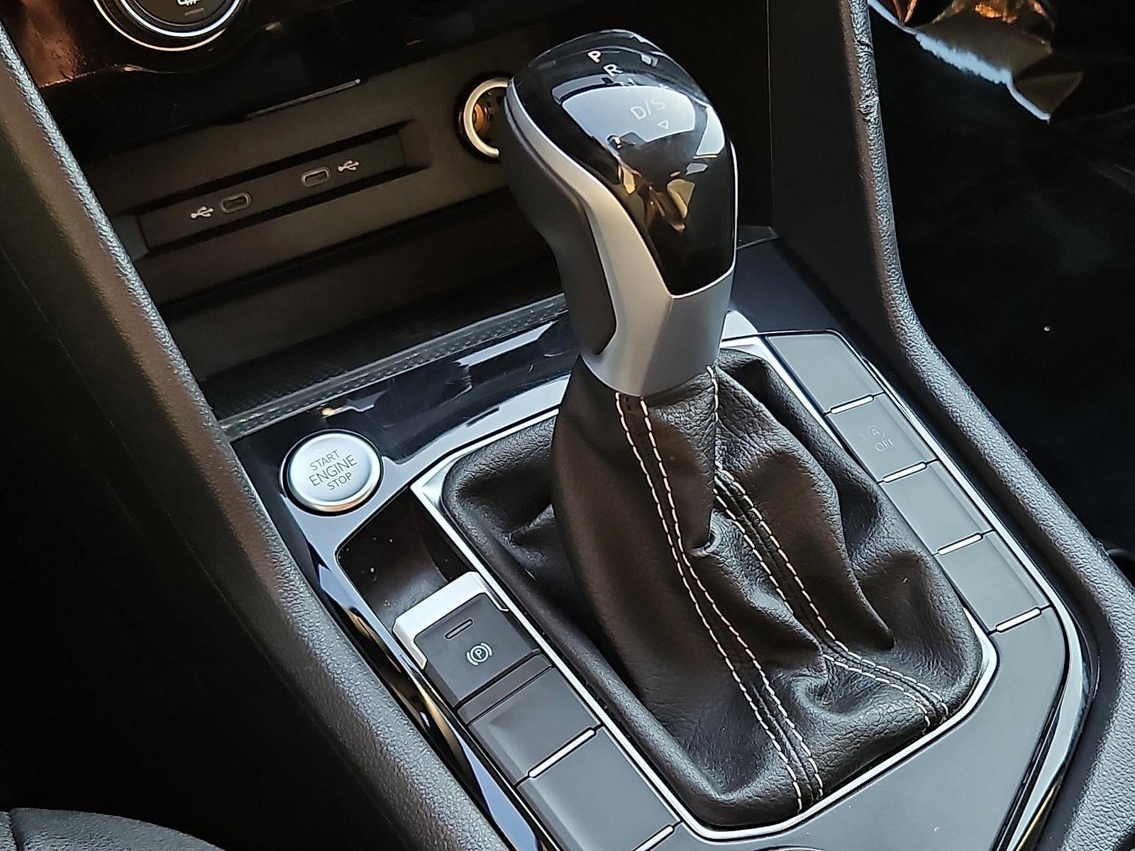 2024 Volkswagen Taos SE 4MOTION