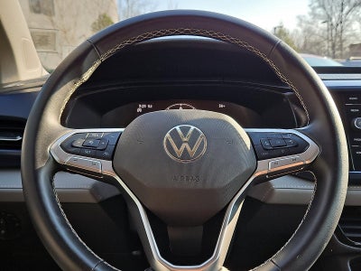 2024 Volkswagen Taos SE 4MOTION