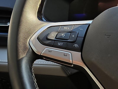 2024 Volkswagen Taos SE 4MOTION