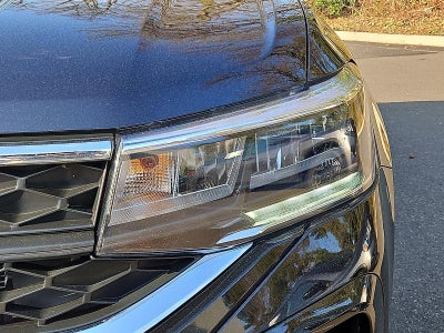 2024 Volkswagen Taos SE 4MOTION