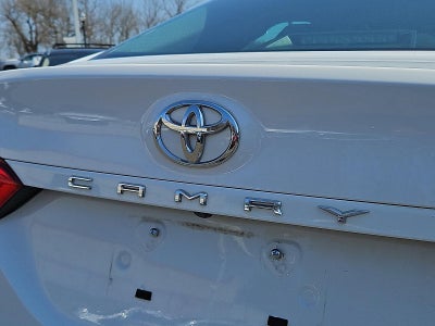 2019 Toyota Camry LE Auto (SE)