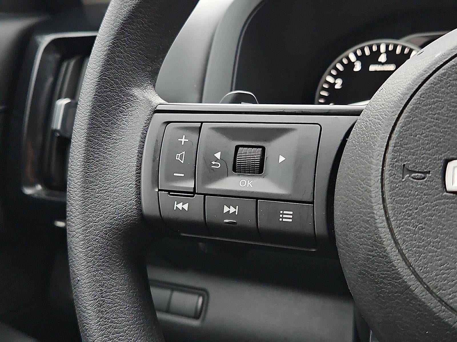 2023 Nissan Pathfinder S