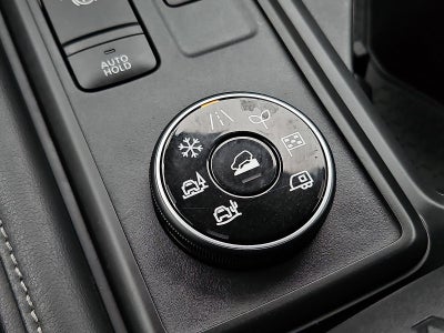 2023 Nissan Pathfinder S