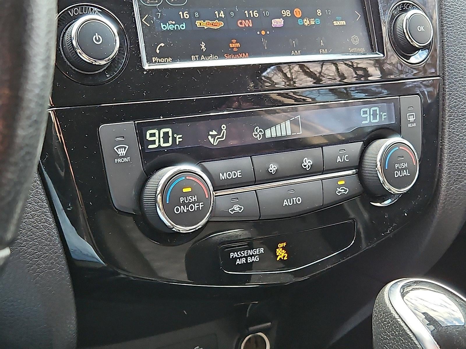 2022 Nissan Rogue Sport SV