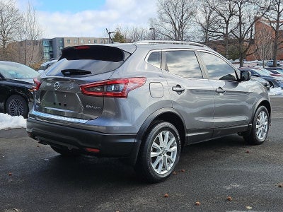 2022 Nissan Rogue Sport SV
