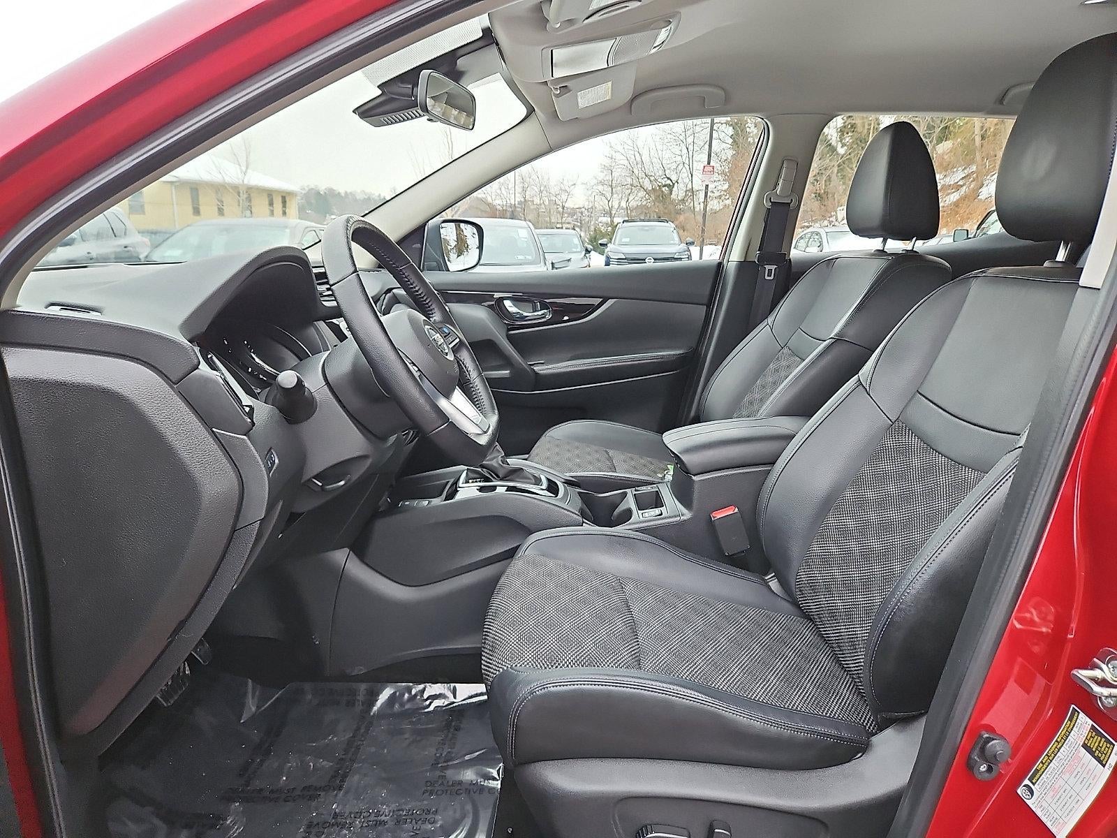 2022 Nissan Rogue Sport SV