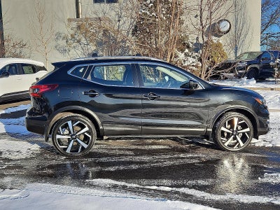 2022 Nissan Rogue Sport SL