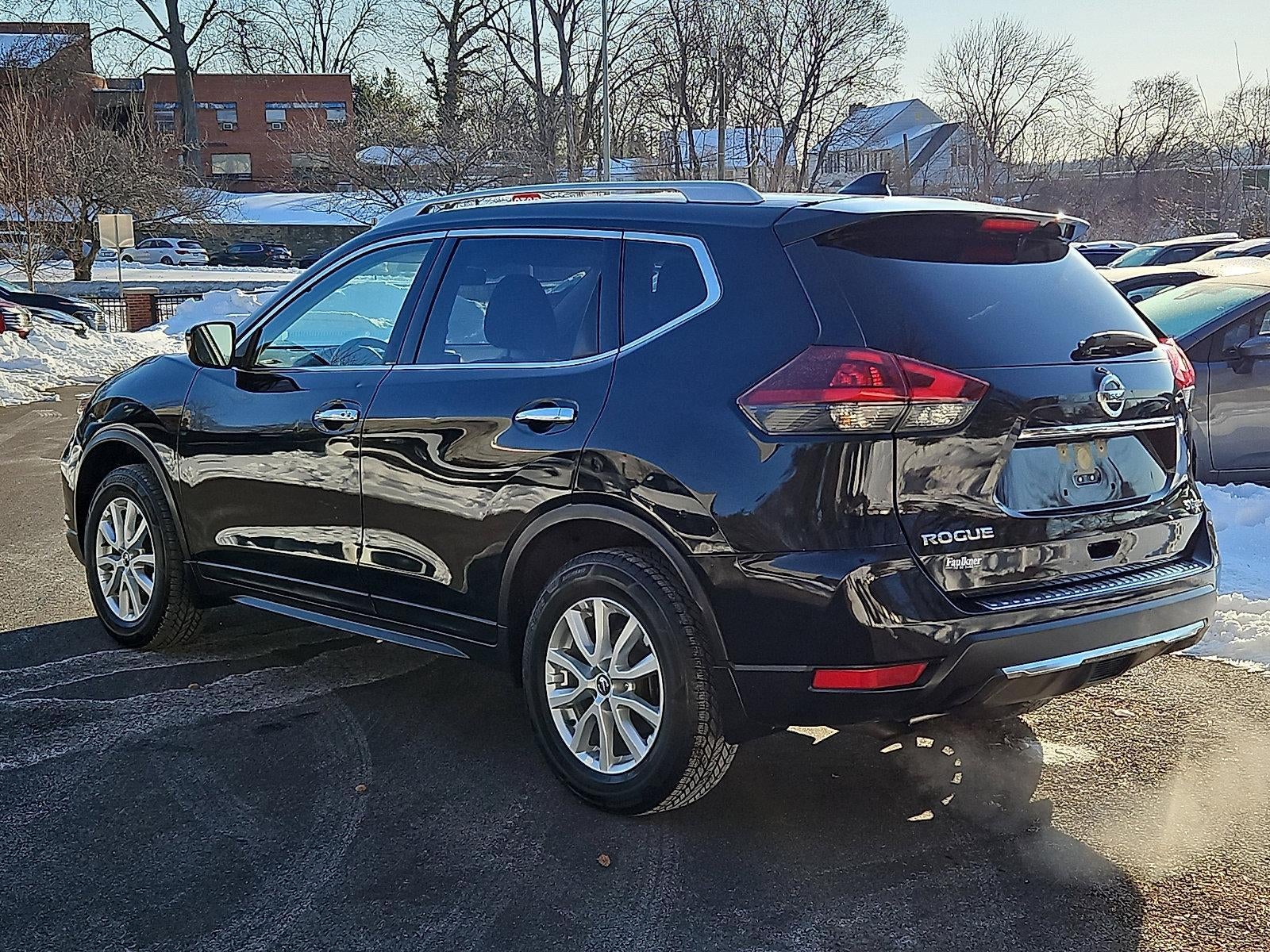2018 Nissan Rogue SV