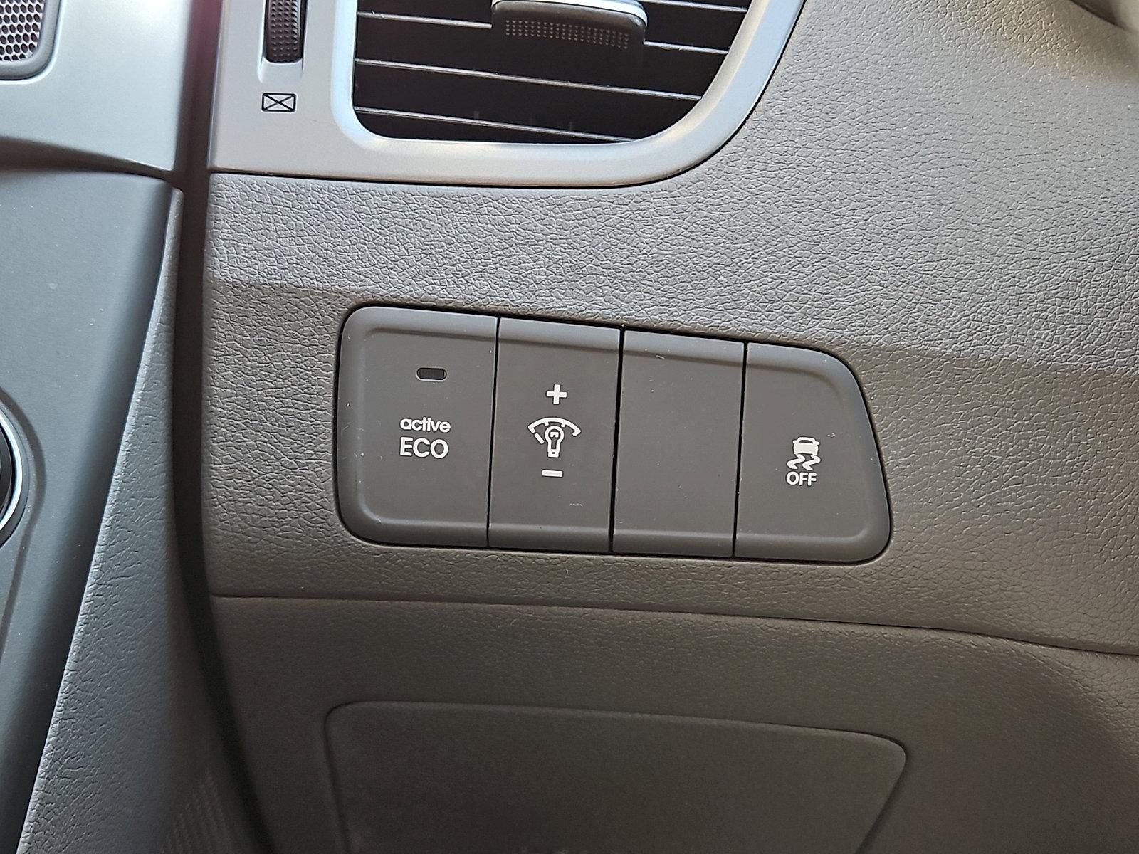 2016 Hyundai ELANTRA 4Dr Sdn Auto SE