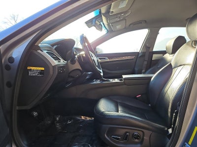 2016 Hyundai GENESIS 4Dr Sdn V6 3.8L AWD