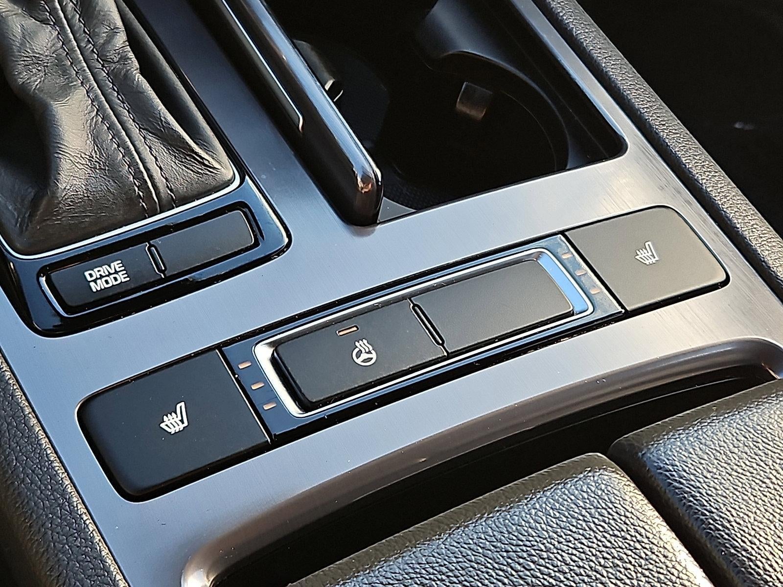 2016 Hyundai GENESIS 4Dr Sdn V6 3.8L AWD