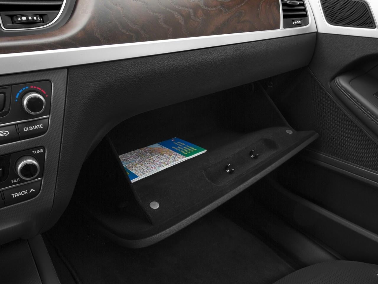 2016 Hyundai GENESIS 4Dr Sdn V6 3.8L AWD