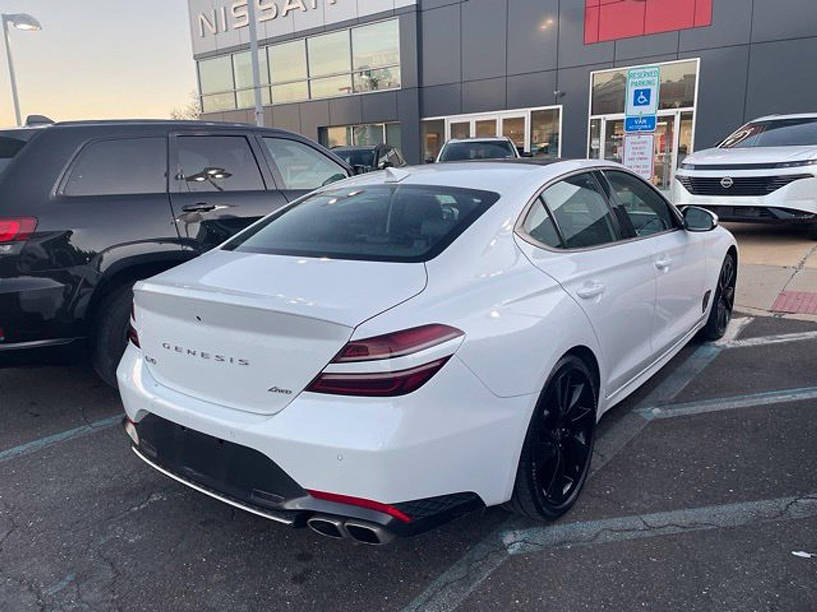 2023 Genesis G70 2.0T AWD