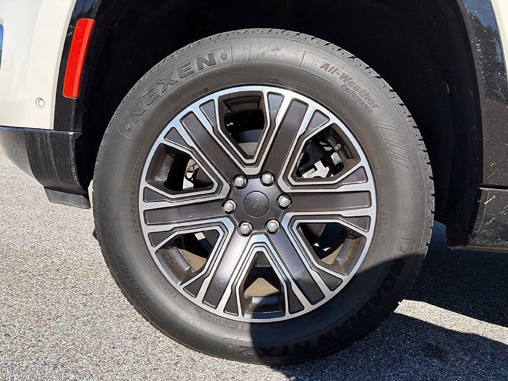 2022 Jeep Wagoneer Series III 4x4