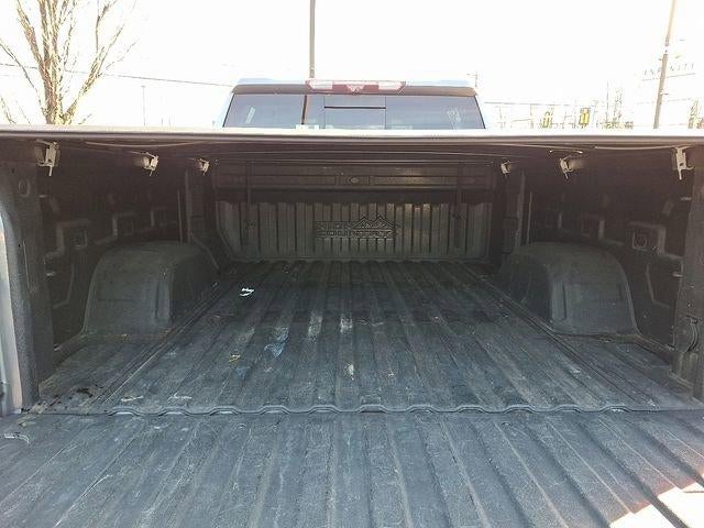 2020 Chevrolet Silverado 1500 Crew Cab Standard Box 4-Wheel Drive High Country