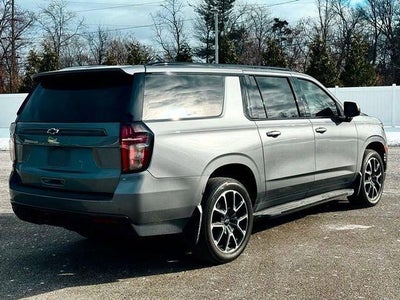 2021 Chevrolet Suburban 4WD RST