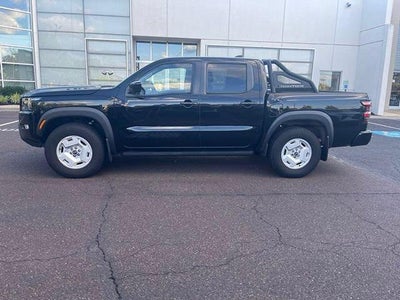 2024 Nissan Frontier Crew Cab 4x4 SV