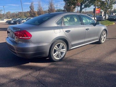 2014 Volkswagen Passat 4dr Sdn 1.8T Auto SE PZEV